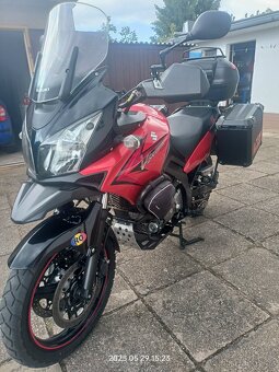 Suzuki DL 650 - 4