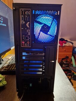 Herní PC, Ryzen 5600g, RX 6600 XT, 32Gb RAM, 1TB SSD - 4