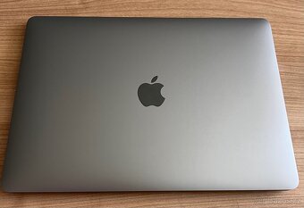 Apple MacBook Air 13,3" M1 256GB (2020), 8GB RAM - 4