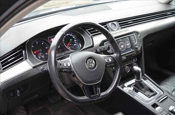Volkswagen Passat Variant 2,0 BITDI DSG 4-MOTION RV2017 - 4