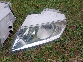 Xenony Octavia 2 před facelift - 4