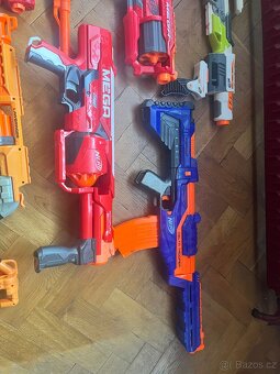 Různé pistole Nerf - 4