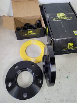 Rozšiřovácí podložky OMP 5x120/15mm - 4