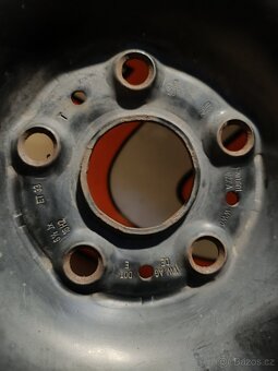 Zimní kola na VW Tiguan 5x112 , ET33, 215/65 R16 - 4