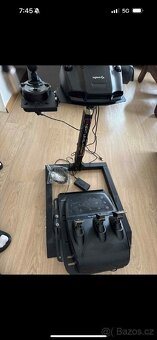 Logitech G29 Driving Force - 4