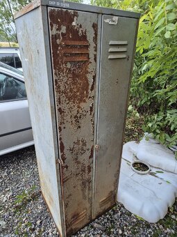 Plechové skříně - 4