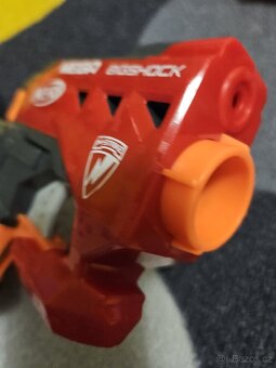 Nerf MEGA Bighock a Cycloneshock - 4