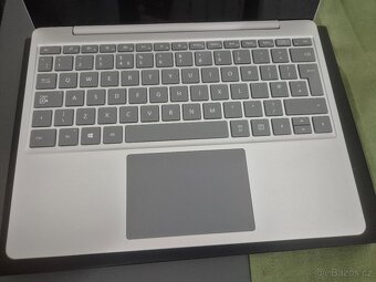Microsoft Surface Laptop GO - 4