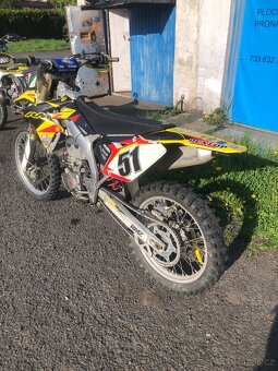 Suzuki RMZ 450 r.v. 2009 “SPĚCHÁ” do konce týdne za 40000,- - 4