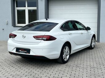 Opel Insignia 2.0 CDTi 125kW GR SPORT - 4