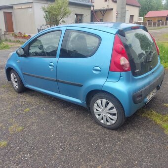 Peugeot 107 - 4