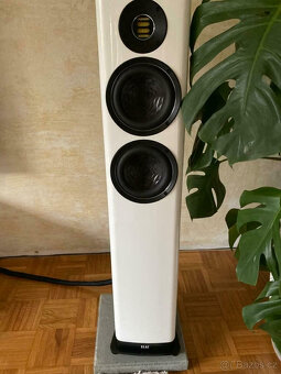 Sloupové reproduktory Elac Vela FS 407, vysoce lesklé bílé, - 4
