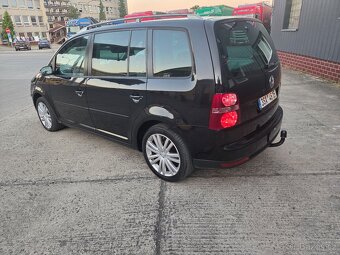 Prodám w touran 1.9tdi 77kw rok výroby 2007 - 4