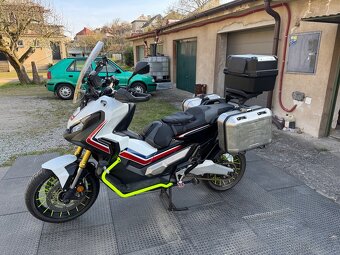 GIVI - boční kufry a držák na Honda X-ADV 750 - 4