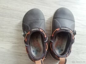 Crocs C9 - 4