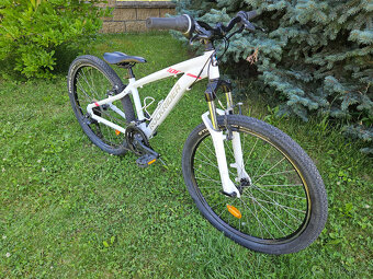 Juniorské dívčí 26" horské hliníkové kolo ROCKRIDER, rám 14 - 4