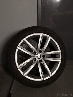 VW 4 x original disk 8J x 18 H2 ET44 - 4