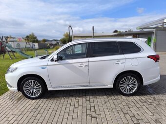 Mitsubishi Outlander PHEV 2.4 4×4 Intense+, 2021 - 4