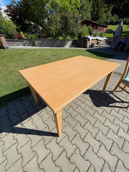 Kuchyňský rozkládací jídelní stůl včetně 4 ks židlí - 4