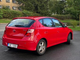 🚗 Hyundai i30, 1.4 benzín, 80 kW, r. 2011 🚗 - 4