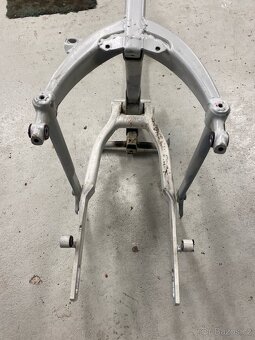 Ram Jawa panelka, 19 kyvka - 4