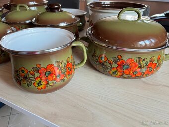 Smaltované hrnce - retro - 4