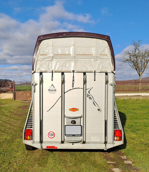 Prodám celohliníkový přívěs - přepravník na 2 koně Böckmann - 4