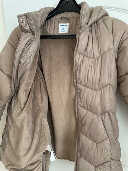 Dívčí zimní kabát zn. Mayoral vel. 12/152 - 4