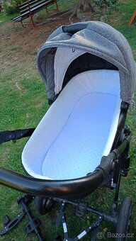 Kočárek Tudore Forester - 4
