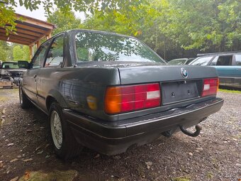 Bmw e30 316i coupe - 4