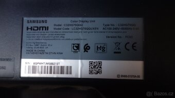 32 quantum dot samsung poškozený - 4