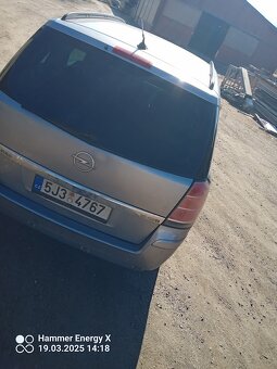 OPEL ZAFIRA B 1,9 - 4