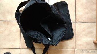 Taška pro notebook, CD disky, batohy na záda i do ruky - 4