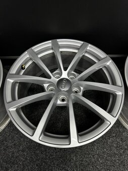 Alu Audi 5x112 17” 4K0601025 - 4
