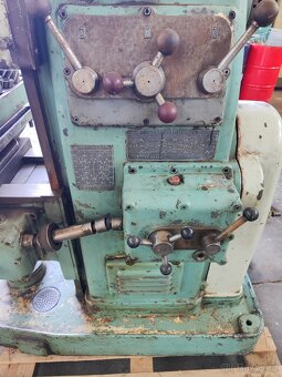 Frézka univerzální - 4