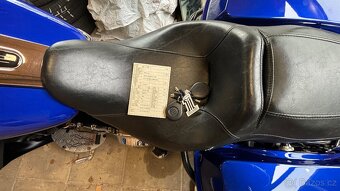 harley davidson FLHX - 4