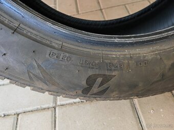 Bridgestone Blizzak LM005 235/55 R19 zimní - 4