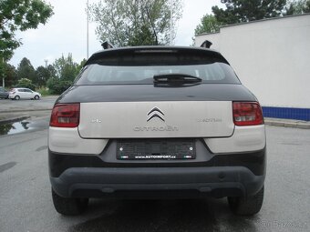 Citroën C4 Cactus 1.2 i NAVI 1. Majitel - 4