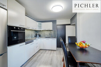 Prodej bytu 3+1, 67 m², Bavoryně - 4