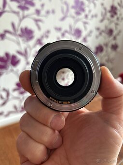 Canon EF-S 24 mm F2.8 STM - 4