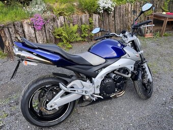 Suzuki gsr 600 - 4