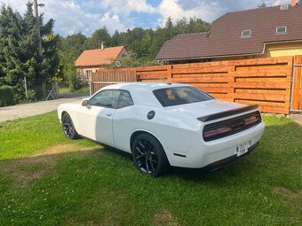 Dodge Challanger 5,7 V8 - 4