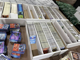 Obrovská sbírka karet Pokémonů v rozlišení Vintage v japonšt - 4