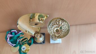 Sportovní poháry a medaile - 4