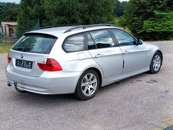 BMW E91 320D 120kw-6Q - 4