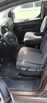 Toyota Proace Verso Family 2.0 D , Manuál, 8míst, LED - 4