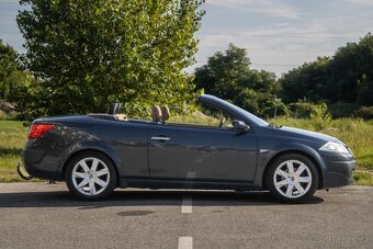 Renault Mégane Cabriolet II Coupé- 2.0 16V (99KW) - 4