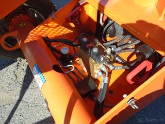 Kloubová plošina Nifty HR12N - NOVÉ BATERIE - 4