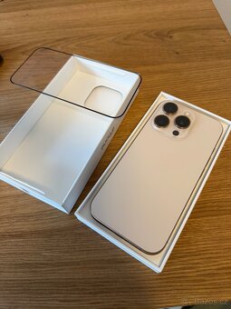 Apple iPhone 16 Pro, Desert Titanium, 256 GB - 4