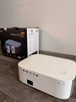 VANKYO PERFORMANCE V700W - 4